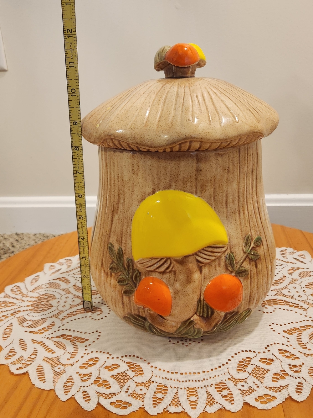 Arnel's Pottery 11.5" Mushroom Canister / Cookie Jar With Lid